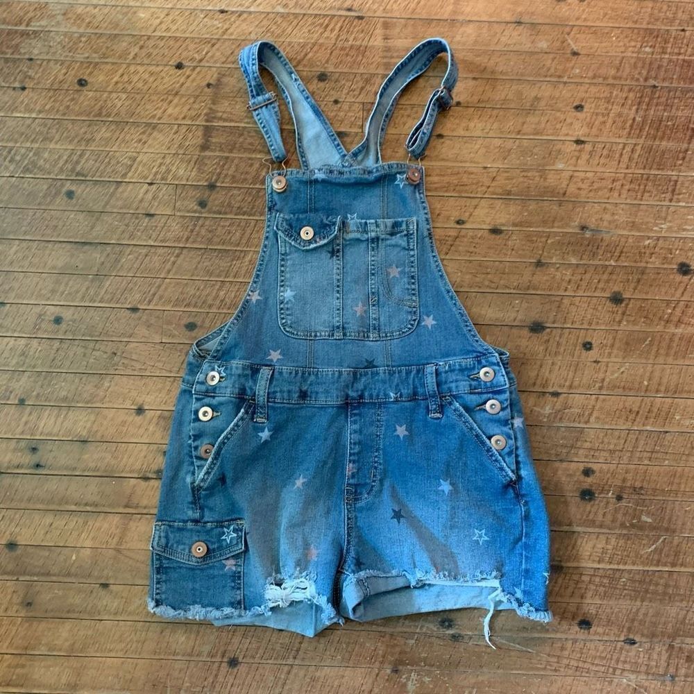 No Boundaries 3-5 star cutoff denim summery overall shorts
